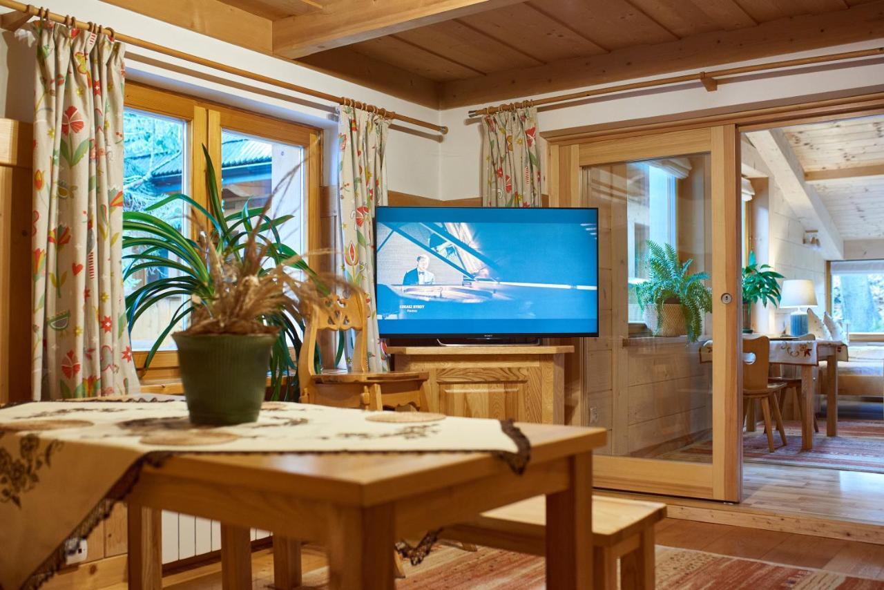 Gospoda Polska Kolibecka Bed & Breakfast